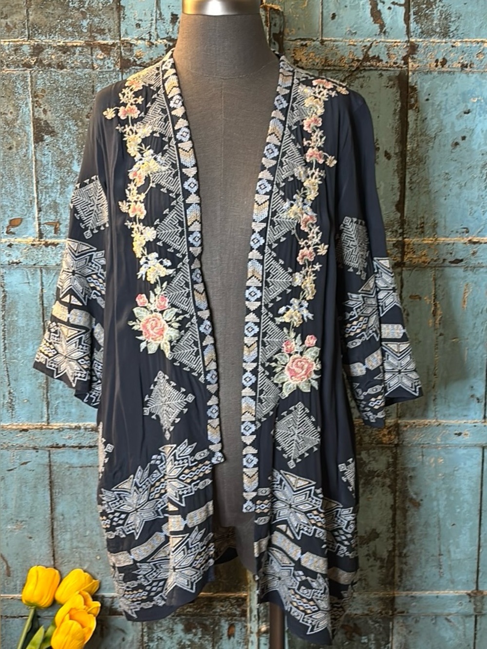 New! Driftwood Flower Embroidered Kimono Navy with Pink Flowers XS